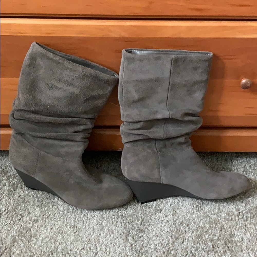 NEW grey suede  boots